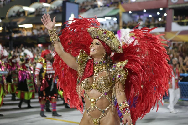 Viviane Araújo revela o que motivou mudança para nova mansão; entenda - destaque galeria