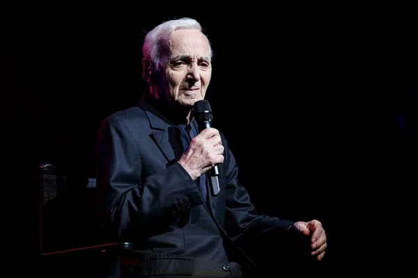 Cantor francês Charles Aznavour morre aos 94 anos