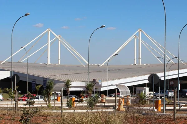 Passageiro será indenizado em R$ 7 mil após queda em rodoviária no DF