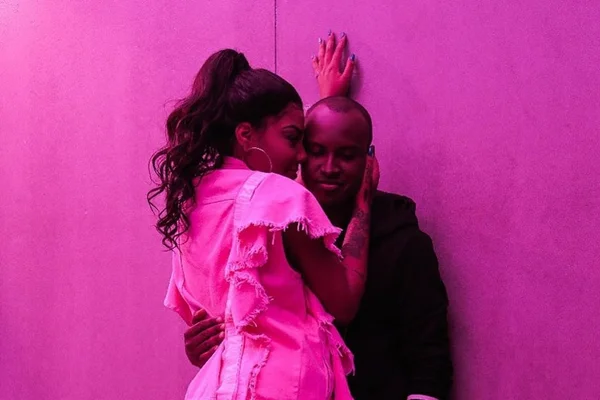 Fernanda Souza se manifesta após Ludmilla sensualizar com Thiaguinho