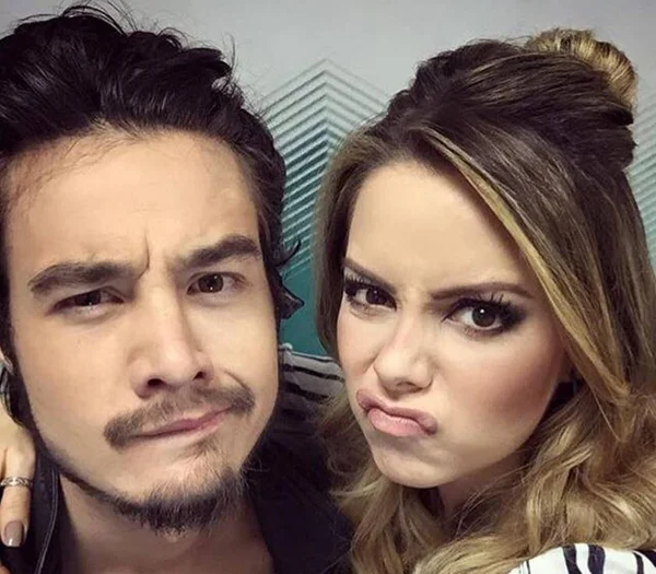 Sandy afirma saber paradeiro do cantor Tiago Iorc: “Está ótimo”