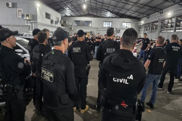 Casal desvia emendas parlamentares e compra casa de R$ 1 milhão