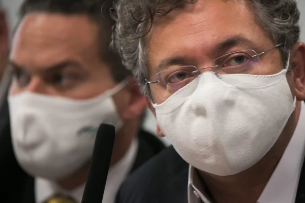 Bharat informa à CPI que não tinha “contrato formal” com a Precisa