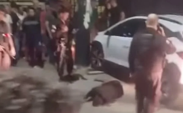 policiais em local de acidente