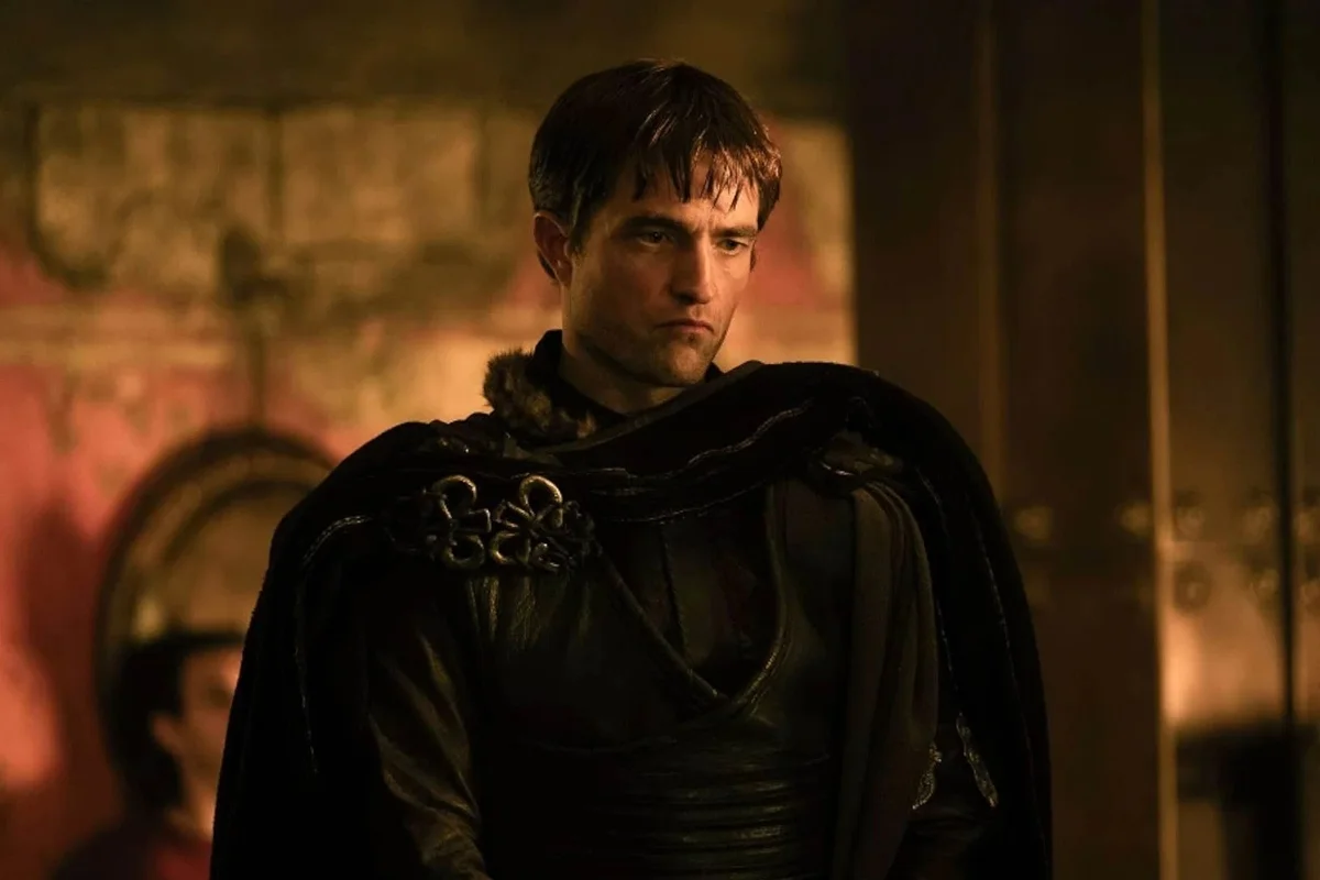 Robert Pattinson (Antínoo) no filme A Odisseia Robert Pattinson (Antínoo) no filme A Odisseia