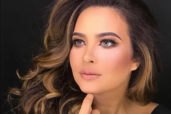 Geisy Arruda rebate críticas de seguidores: “Minha vida, minha raba!”