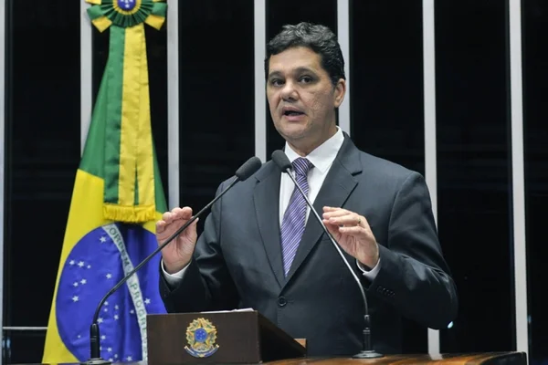 Paraná Pesquisas: Pazolini tem 52,4% e Ferraço, 39,8% no 2º turno no ES - destaque galeria