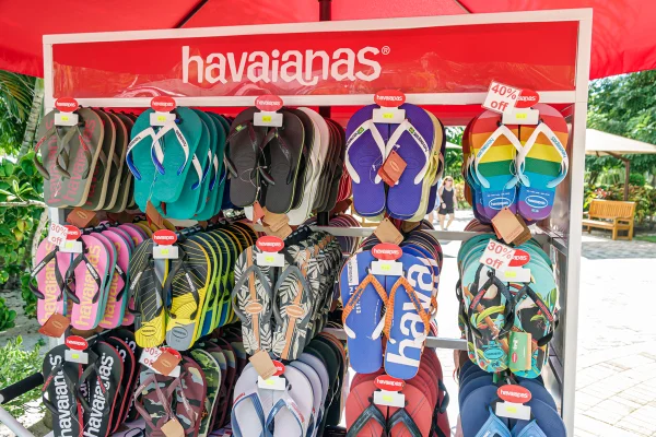 loja de havaianas - metrópoles
