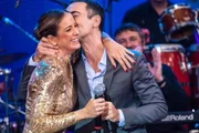 César Tralli e Ticiane Pinheiro são clicados nos bastidores do Altas Horas
