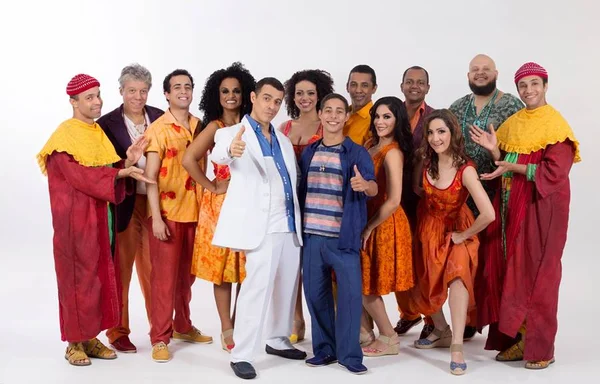 Musical sobre Zeca Pagodinho foca na paixão do cantor pelo samba