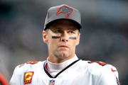 Tom Brady com boné dos Buccaneers