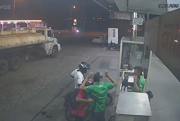 Vídeo: frentistas são rendidos em assalto a posto de gasolina na PB