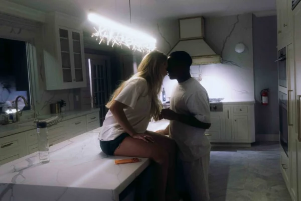 De folga, Endrick aproveita descanso ao lado da esposa nos EUA - destaque galeria