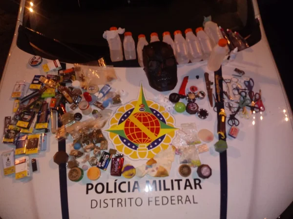 PMDF apreende drogas dentro de pães em ônibus que iam para festa rave