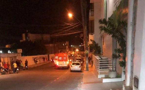 Movimentação de bombeiros em rua onde homem tentou matar a ex em Sergipe