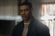 Aaron Pierre como John Stewart na série Lanternas, da HBO Aaron Pierre como John Stewart na série Lanternas, da HBO