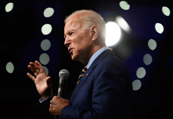 candidato joe biden durante pronunciamento