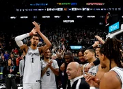 Pela primeira vez em sua história, os Spurs tiveram cinco vitórias em seus cinco primeiros jogos na temporada