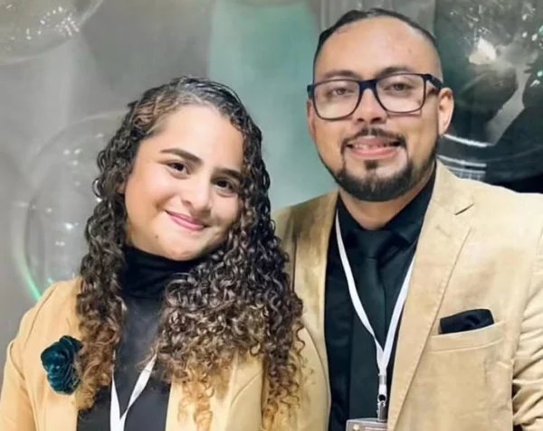 imagem colorida casal de pastores acusado estupro lista interpol