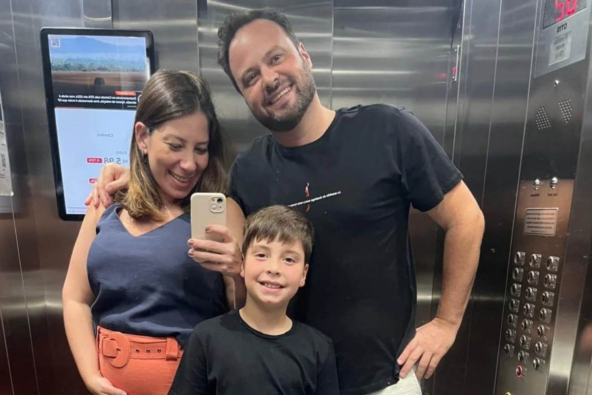 Ana e o marido revelaram a gravidez ao filho mais velho na sétima semana de gestação Ana e o marido revelaram a gravidez ao filho mais velho na sétima semana de gestação