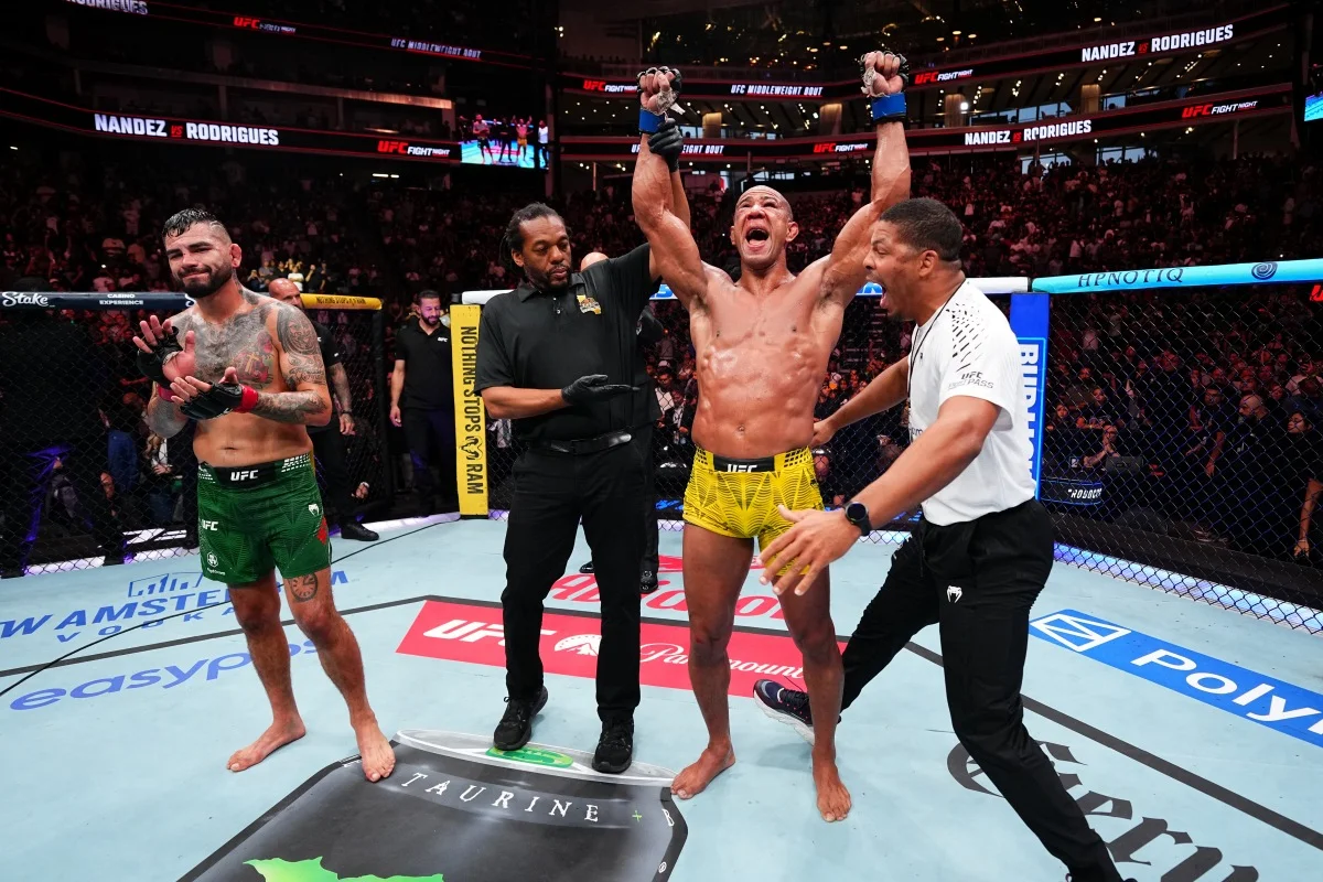 Gregory Robocop e Vitor Petrino vencem no UFC Fight Night