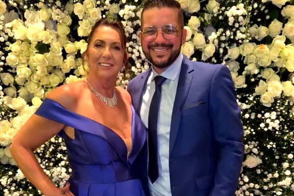 Mãe de Virginia fica pistola com post de ex e detona: "Uma vergonha" - Metrópoles
