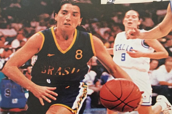Magic Paula detona: “Basquete brasileiro parou no tempo”
