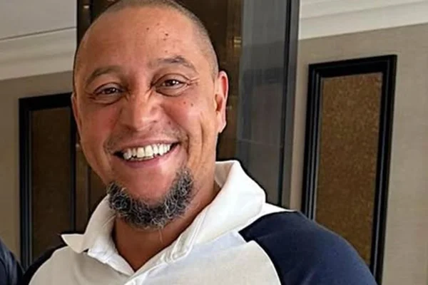 Morando em CT após divórcio, Roberto Carlos já fez a fila andar- Metrópoles