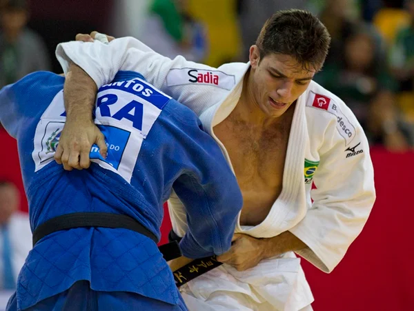 Marcelo Contini perde disputa e Brasil fecha dia sem medalhas no judô