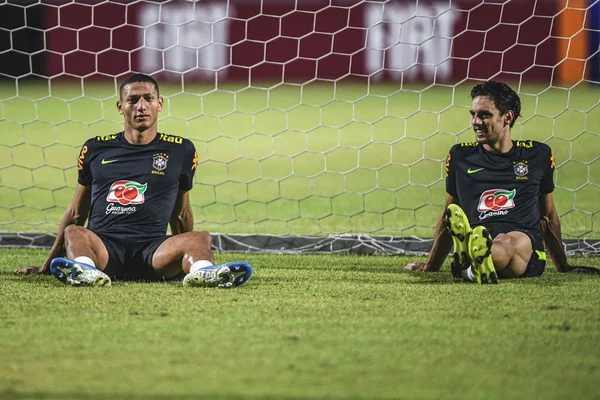 Entre campo e academia, Brasil treina para encarar a Nigéria
