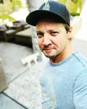 jeremy renner