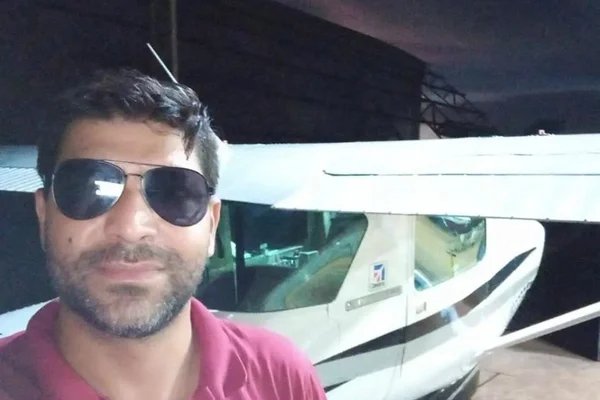 Esposa do piloto do avião que sumiu no PR pede fim de mensagens falsas