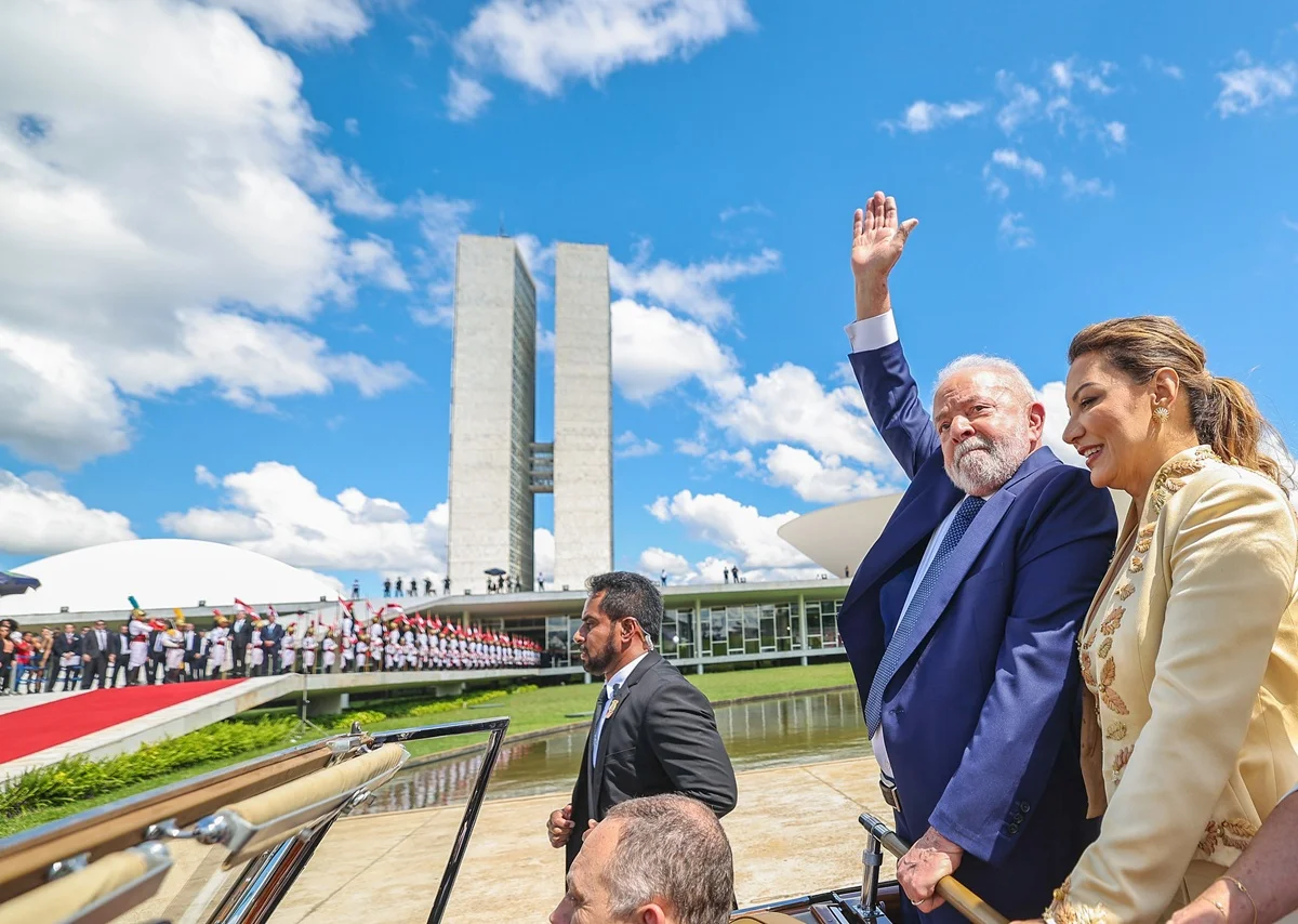 Em 2022, Lula assumiu pela 3ª vez a Presidência da República e tornou-se o 39º Presidente do Brasil Em 2022, Lula assumiu pela 3ª vez a Presidência da República e tornou-se o 39º Presidente do Brasil