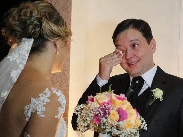 Noiva marca casamento com noivo sem ele saber