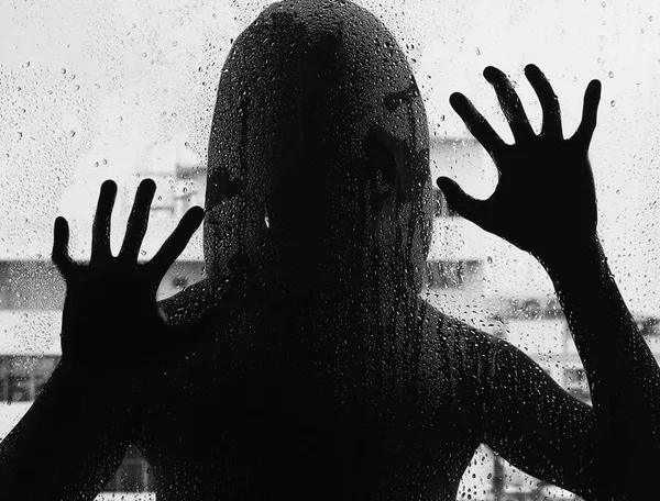 Polícia investiga mais um estupro de adolescente no Rio de Janeiro
