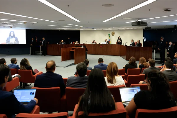 Primeira Turma do STF julga denúncia sobre o núcleo 4 da PET 12.100