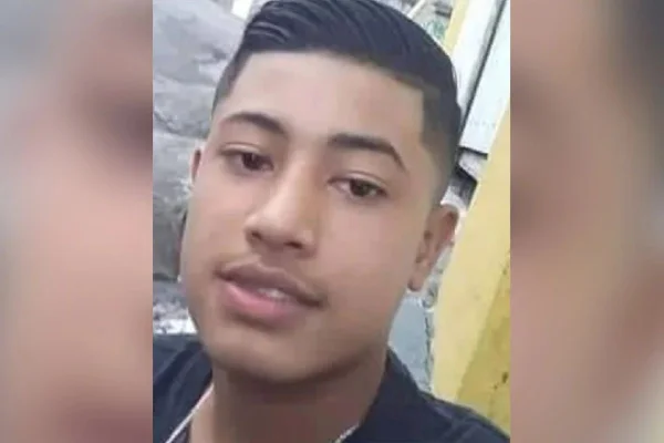 Ex-PMs acusados de executar adolescente de 15 anos são absolvidos pelo júri