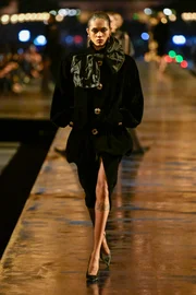 Thalita Ferreira para Yves Saint Laurent