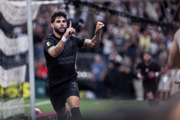 Com ataque em alta, Corinthians enfrenta Portuguesa no Pacaembu