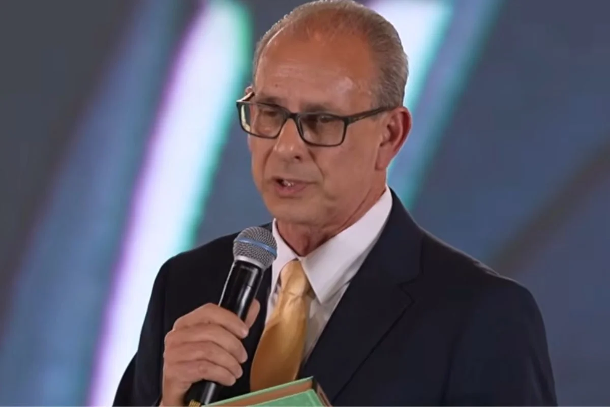 Aroldo Medina foi oficializado como vice de Renan Santos (Missão) em julho deste ano Aroldo Medina foi oficializado como vice de Renan Santos (Missão) em julho deste ano