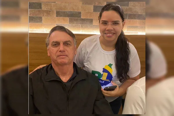 PL de Bolsonaro demite acusada de fazer macumba com terra de cemitério no partido