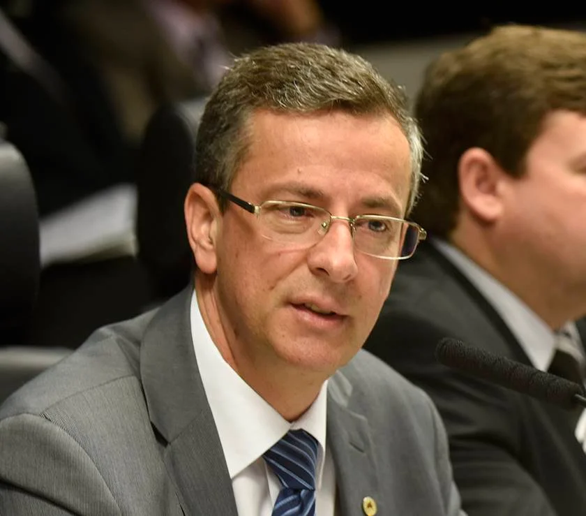 Luiz Roberto Beggiora, na Secretaria Nacional de Políticas Sobre Drogas (Senad). Atuava como procurador da Fazenda Nacional Luiz Roberto Beggiora, na Secretaria Nacional de Políticas Sobre Drogas (Senad). Atuava como procurador da Fazenda Nacional