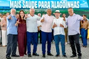 Presidente Lula durante anúncio sobre a inauguração do Hospital Estadual do Litoral Norte e entrega de veículos do Ministério da Saúde e do Ministério da Educação, em Alagoinhas - BA Presidente Lula durante anúncio sobre a inauguração do Hospital Estadual do Litoral Norte e entrega de veículos do Ministério da Saúde e do Ministério da Educação, em Alagoinhas - BA