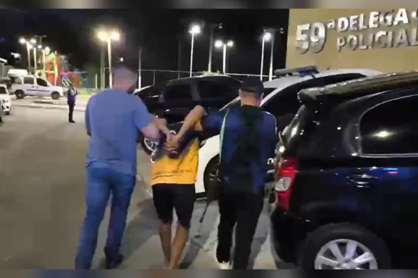 Polícia prende “Filhão”, gerente e braço direito de chefão do CV no RJ