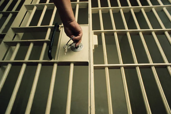 Após 19 anos, homem é condenado a 85 anos por matar mulher e filhos. - Metrópoles
