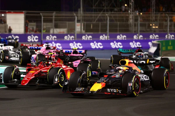 GP de Abu Dhabi encerra ano da F1 com despedidas e definição de pódio