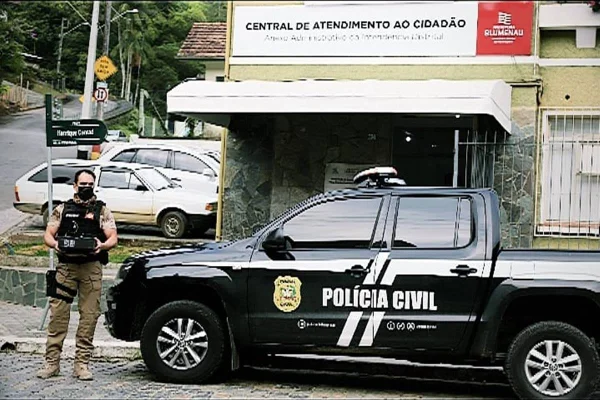 Polícia indicia cinco pessoas por fraude na merenda escolar em SC