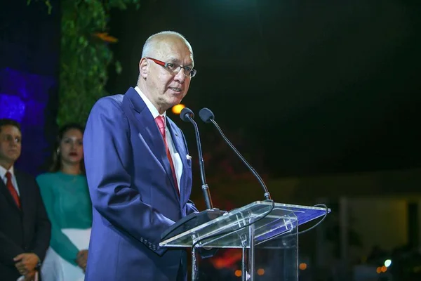 Embaixador alemão: “É preciso medir Bolsonaro por atos, e não tuítes”