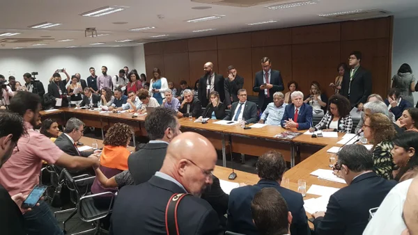 Fórum em defesa da Amazônia pede exoneração “imediata” de Salles