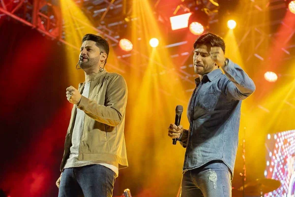  “Espetinho de gato”: suposto elogio de Munhoz e Mariano vira dor de cabeça - destaque galeria